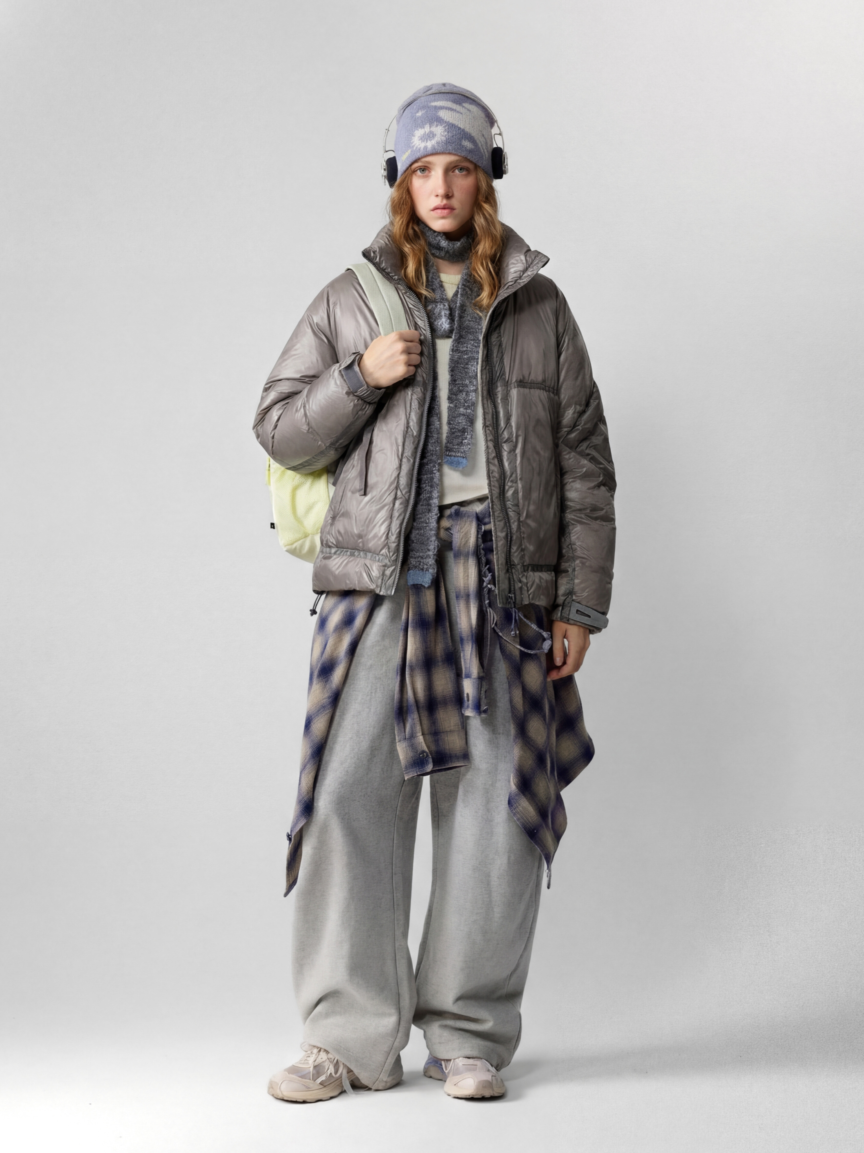 CougarTote - Functional Lightweight White Duck Down Jacket