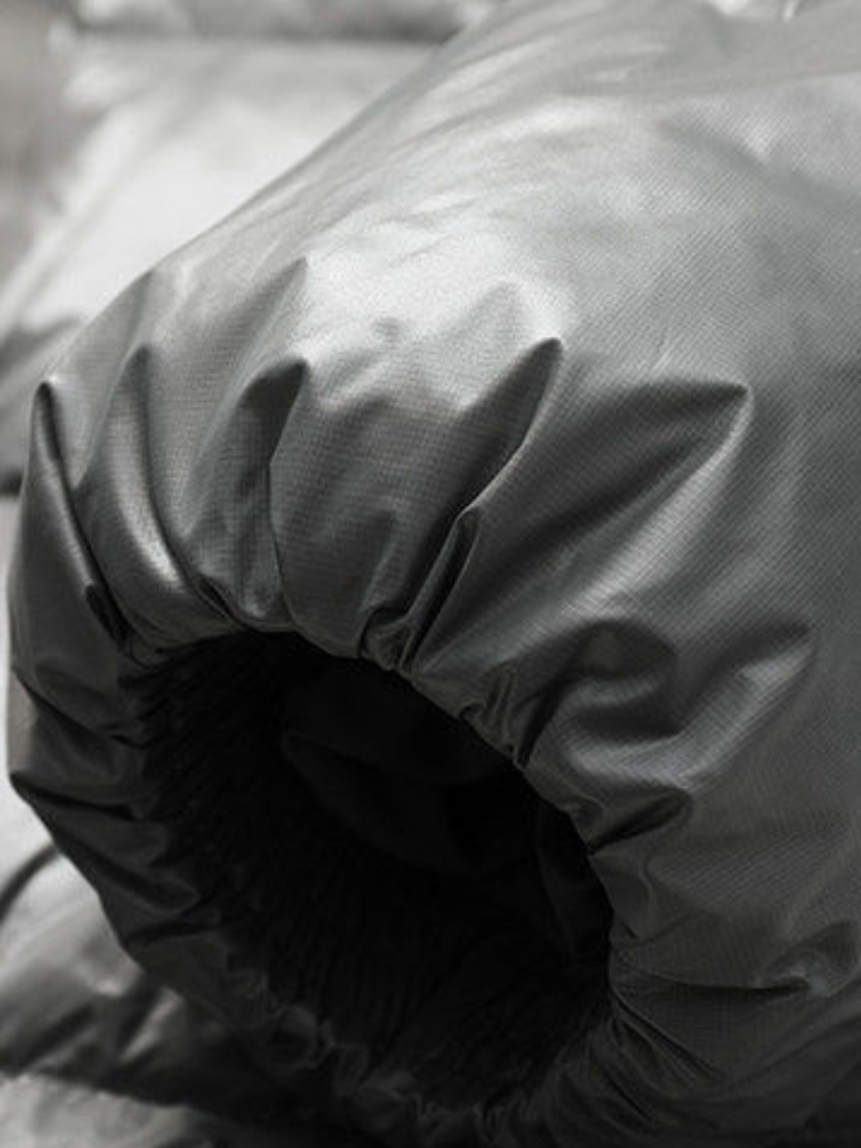 Snowdrift - Unisex 90% White Duck Down 700FP Lightweight Down Jacket