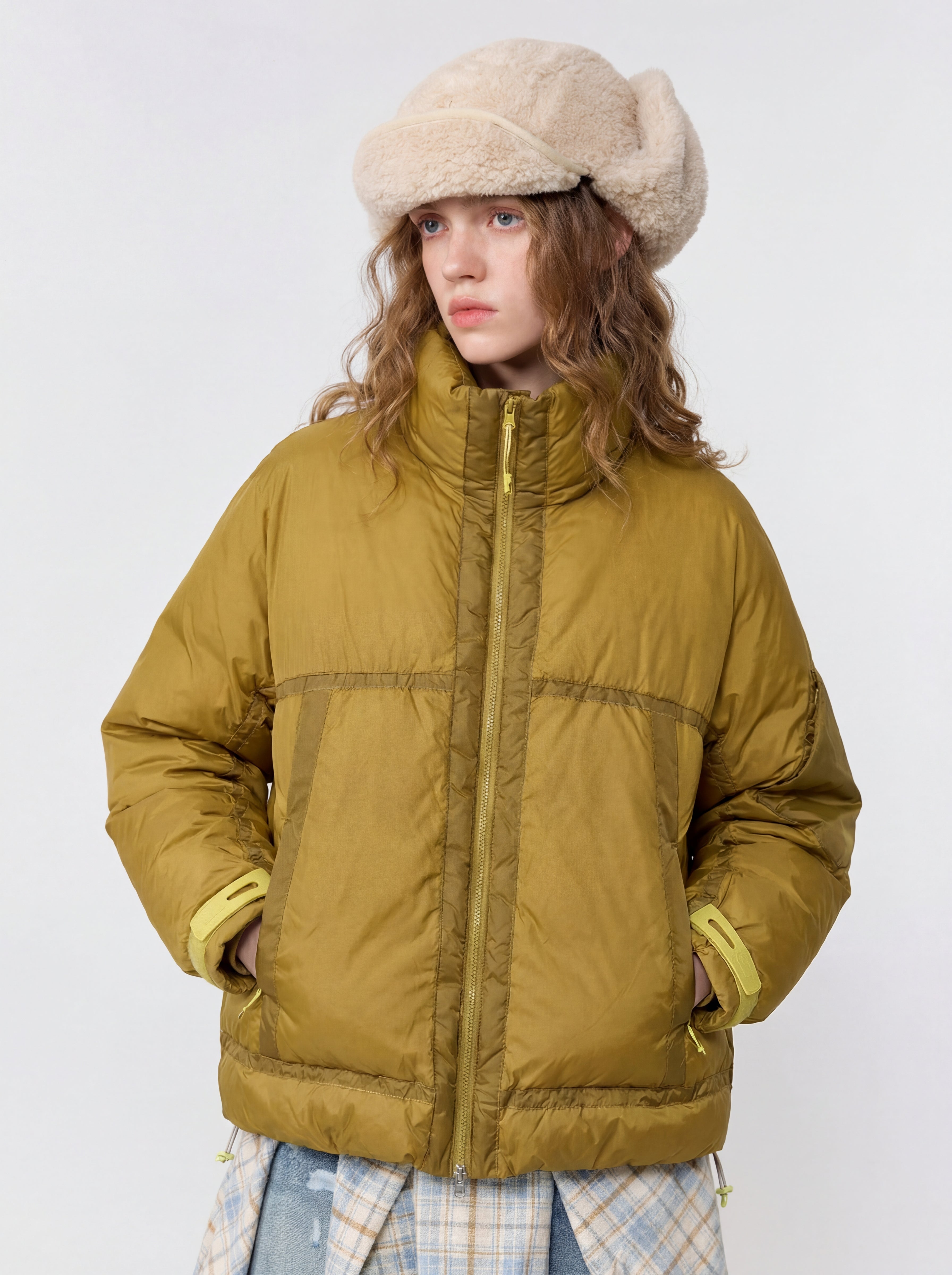 CougarTote - Functional Lightweight White Duck Down Jacket