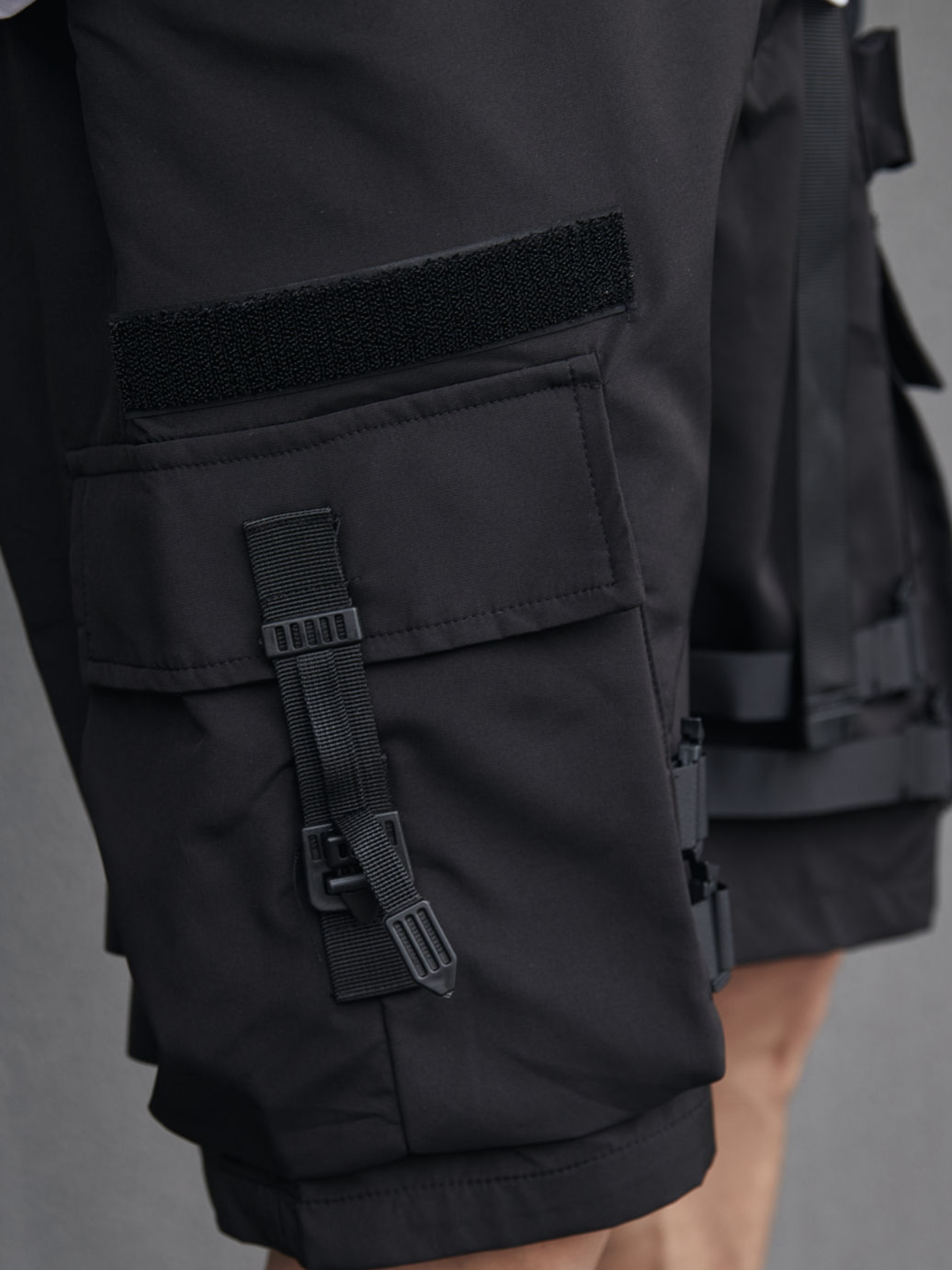 BlazeBag - Men's Multi-Pocket Shorts